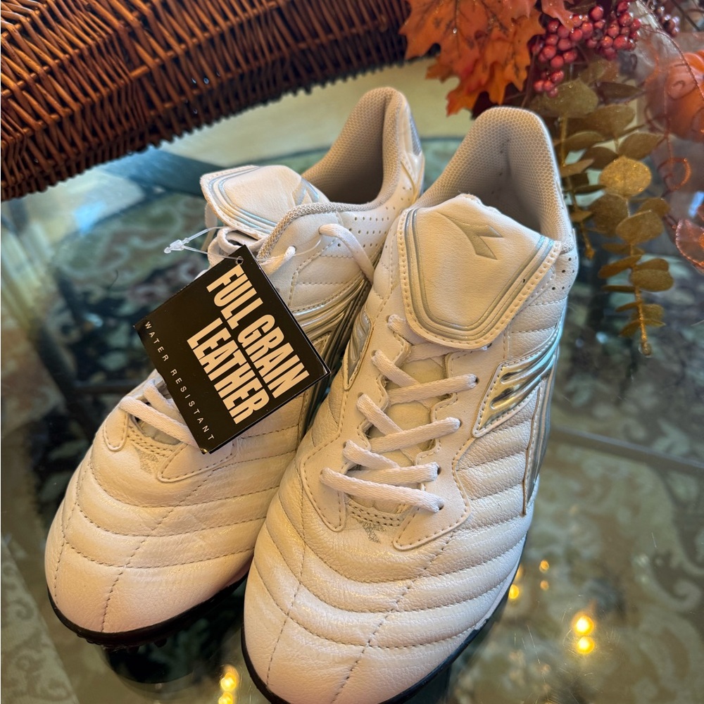 Diadora Indoor Soccer turf shoes size 9.5
